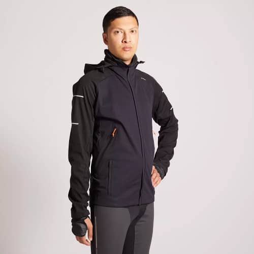 Chaqueta-Running-Kiprun-Warm-Regul-Hombre-Azul-Negro-Perlante-Cortaviento