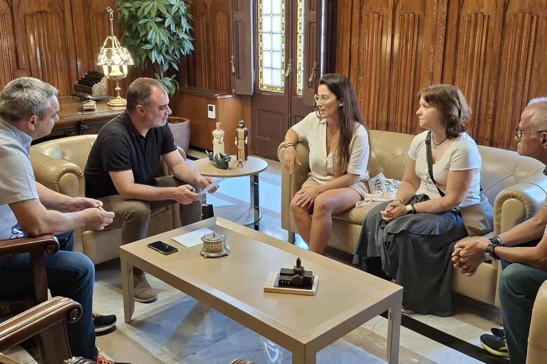 Imatges de la reunió amb l'alcalde i el regidor d'esports de Terrassa